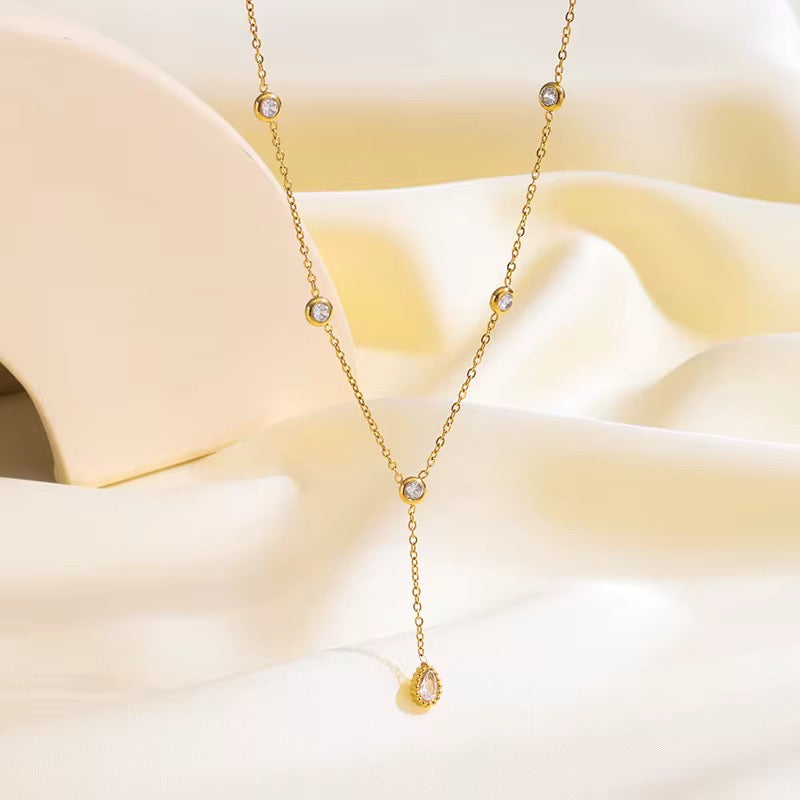 Orelia Necklace