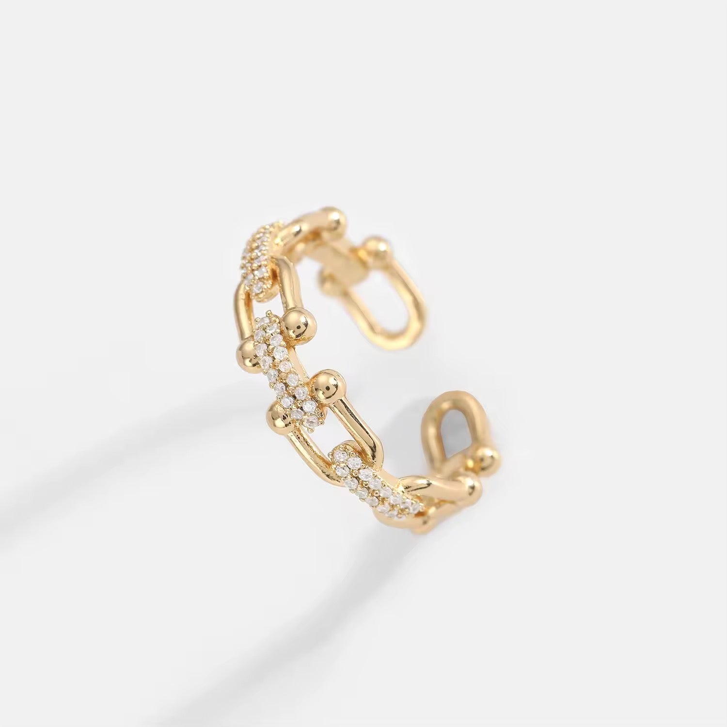 Célon Ring