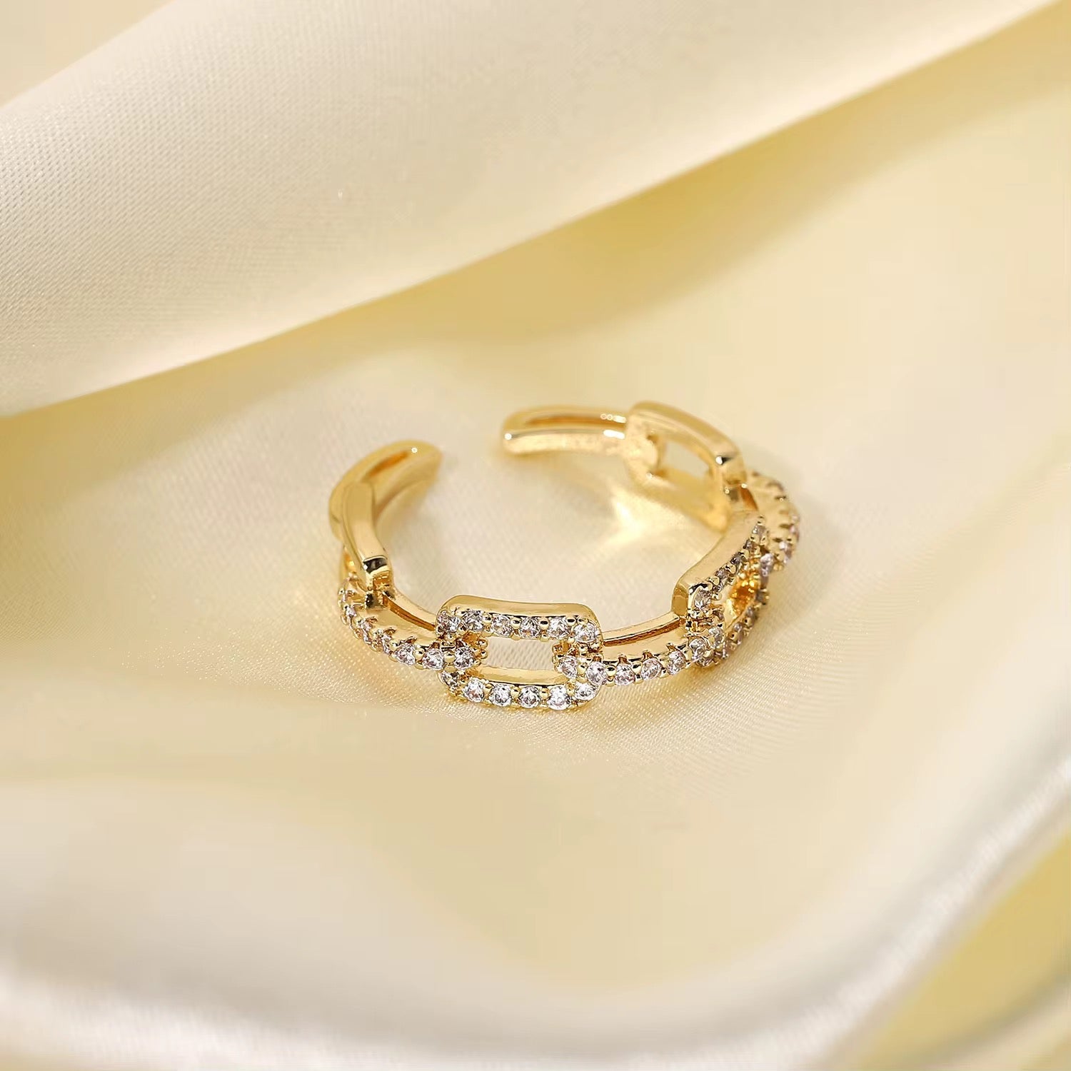 Évoria Ring
