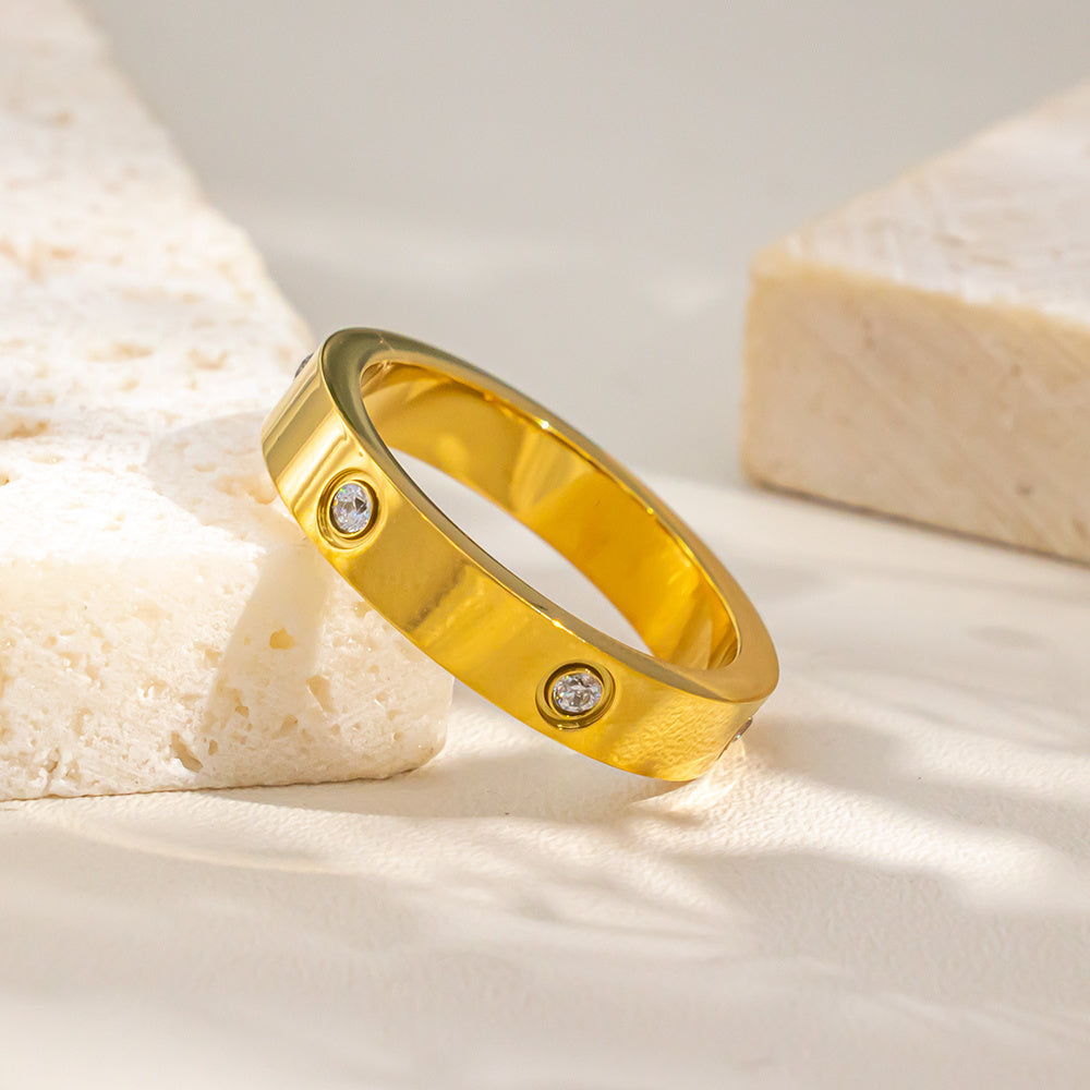 Lunara Ring