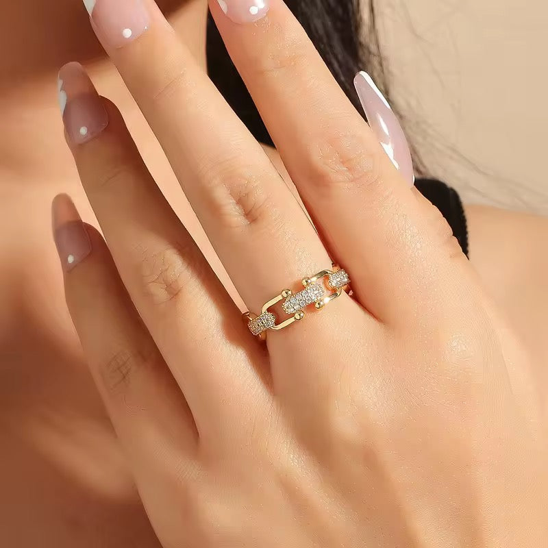 Célon Ring
